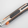 CUTTER À LAME FRAGMENTABLE 9 MM AVEC GUIDE MÉTALLIQUE ALYCO- ALYCO ORANGE